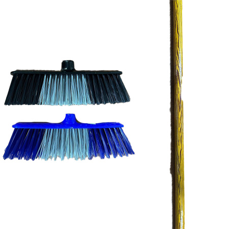 Щетка для уборки с деревянной ручкой