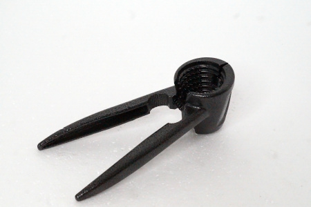 Орехокол ЧЕРНЫЙ